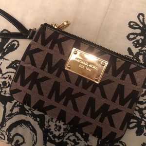 Michael Kors wristlet